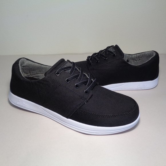 Cuater by Travis Mathew Size 9 M QUINCY Black Oxfords New Men's Shoes - Picture 1 of 13